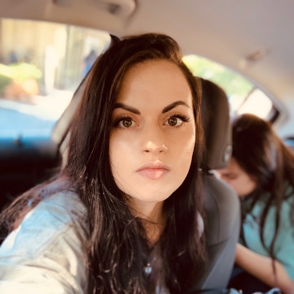 Meet the Posher Other - Meet your Posher, Hannah